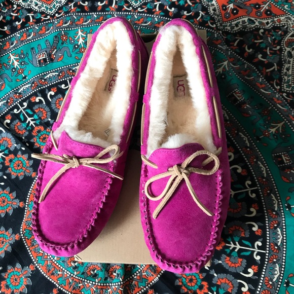 UGG Shoes - 💒 W Dakota Moccasin Slipper💒